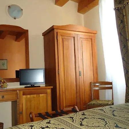 Archimede Ortigia 3*