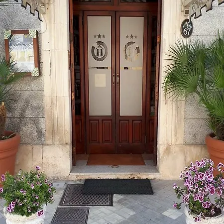 Szálloda Archimede Ortigia 3*